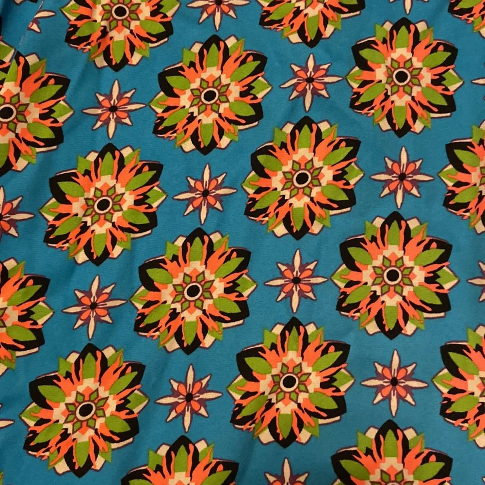 Flying Tomato Women’s Crop Top with Skirt Size L - Picture 4 of 8